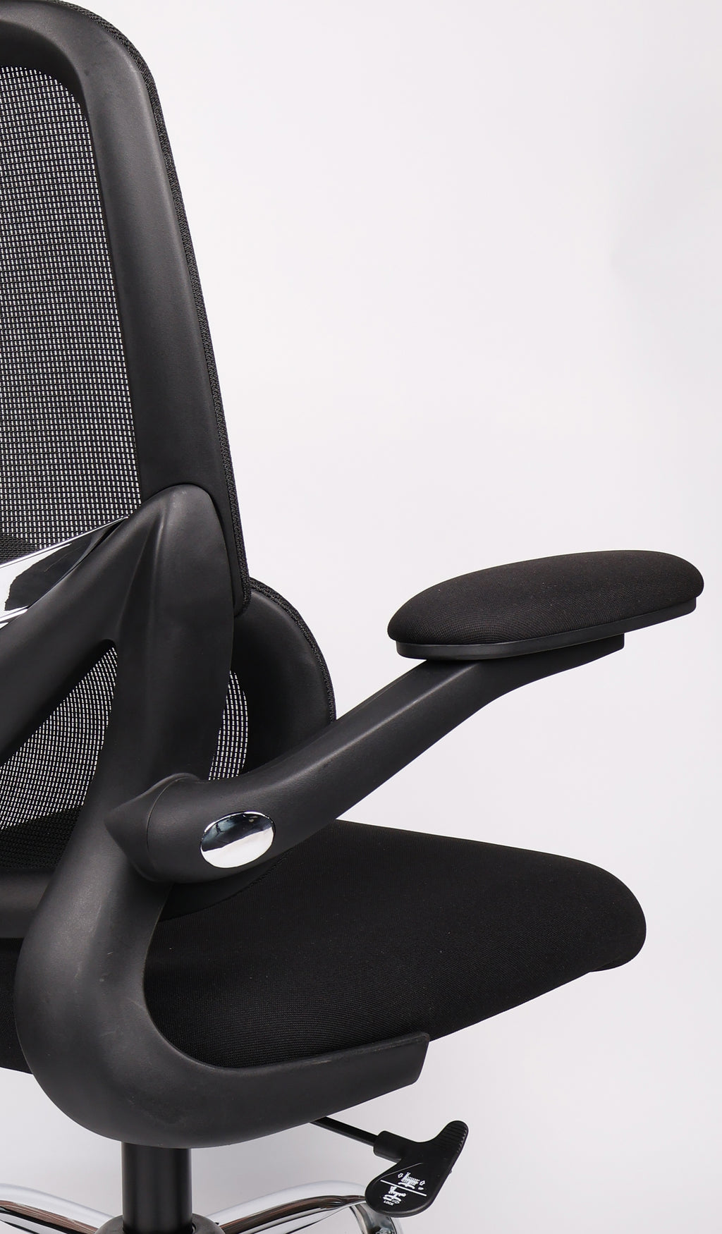 Nova Mesh Lux